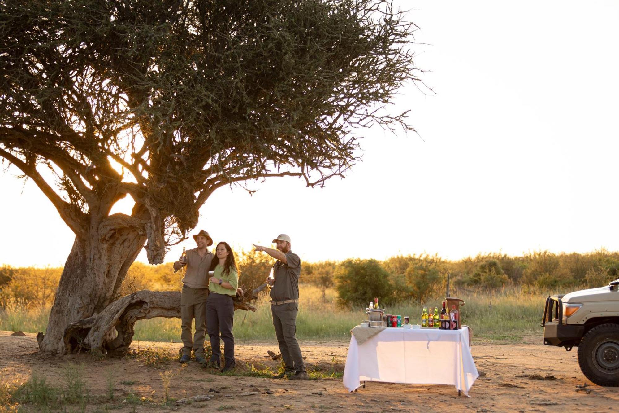 Rhulani Safari alojamiento Reserva de Madikwe Exterior foto