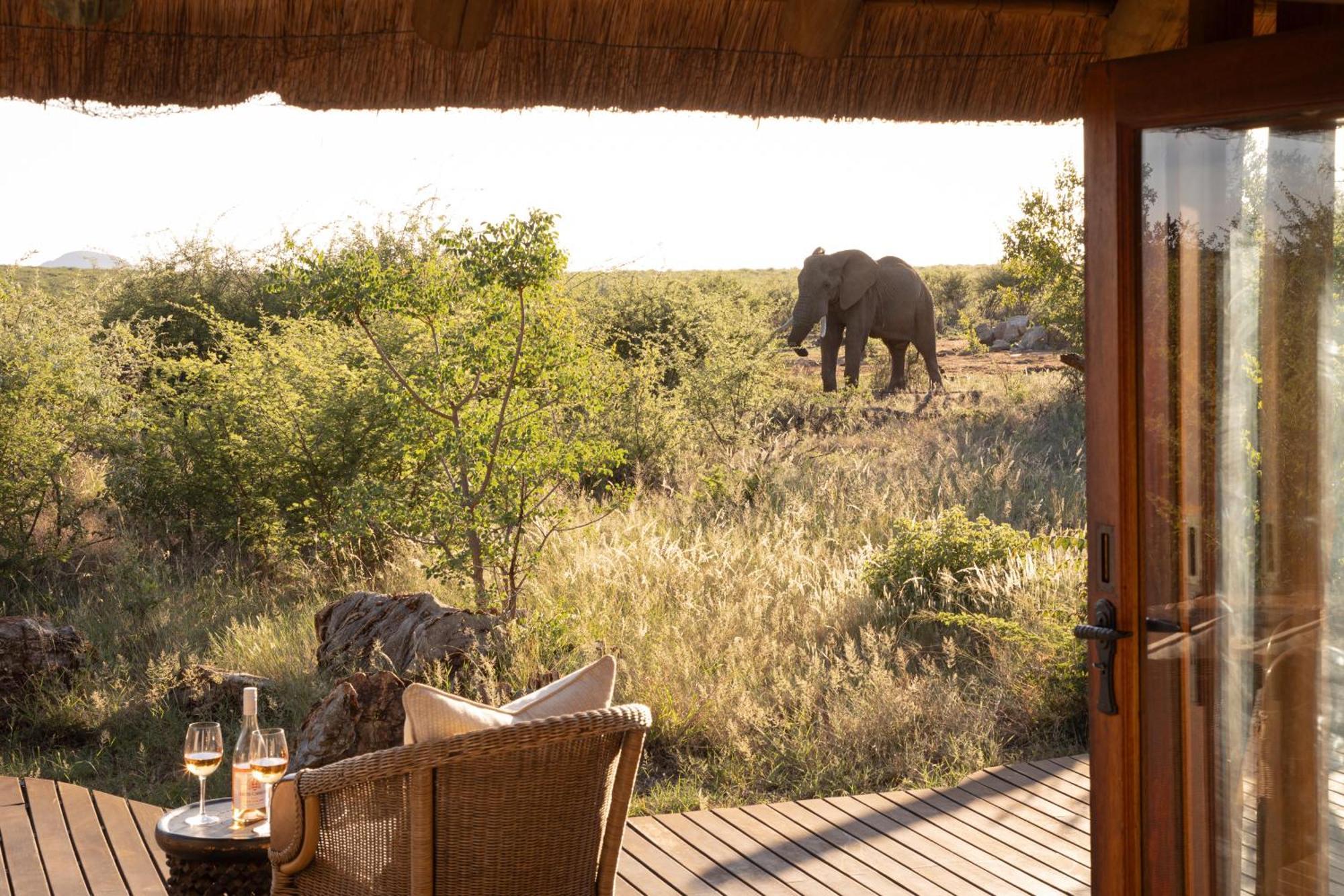 Rhulani Safari alojamiento Reserva de Madikwe Exterior foto